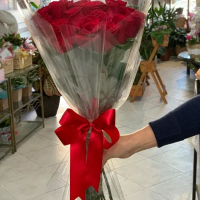 BUQUÊ 24 ROSAS COLOMBIANAS