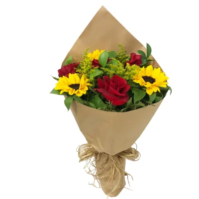 Encanto de Rosas e Girassóis